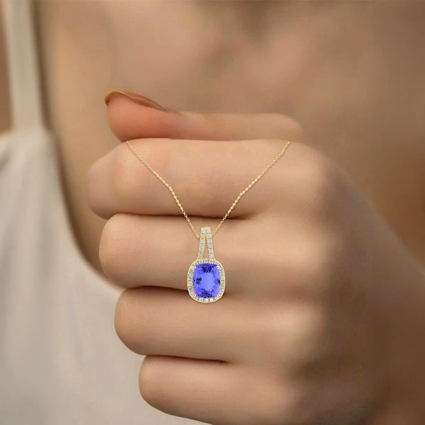 2.1ct Cushion Tanzanite Pendant with 0.28 cttw Diamond